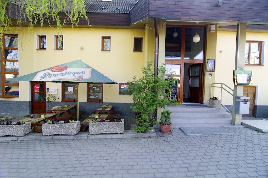 Motorest U Vodaka Прага Экстерьер фото